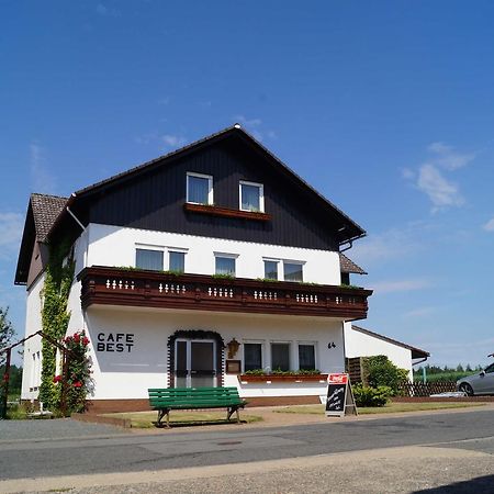 Cafe Best Gaestezimmer Bullau Exterior foto